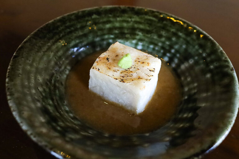 焼き胡麻豆富　680円