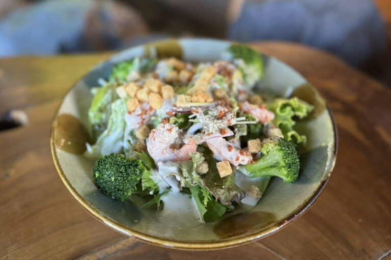 海老とブロッコリーのサラダ　750円