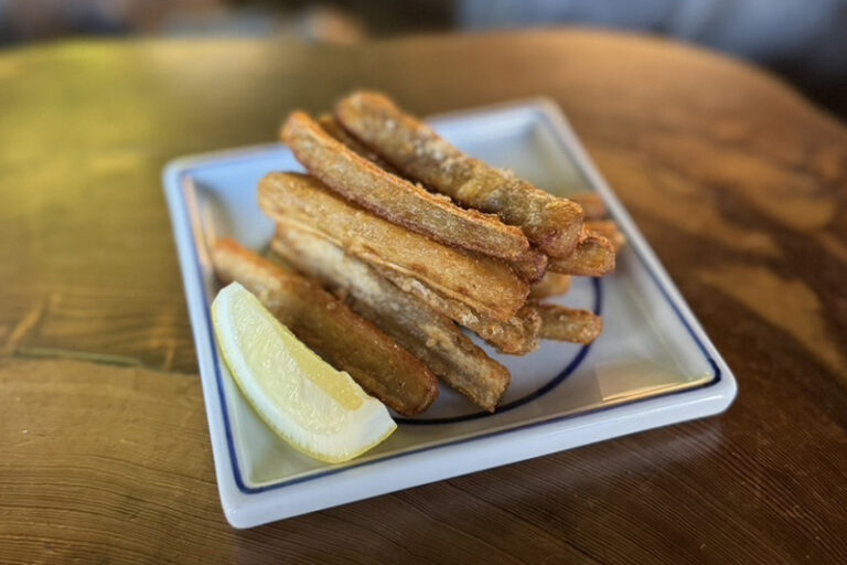 ゴボウの唐揚げ　750円