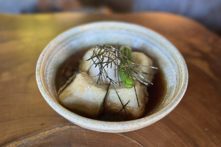 豆富の揚げ出し　680円